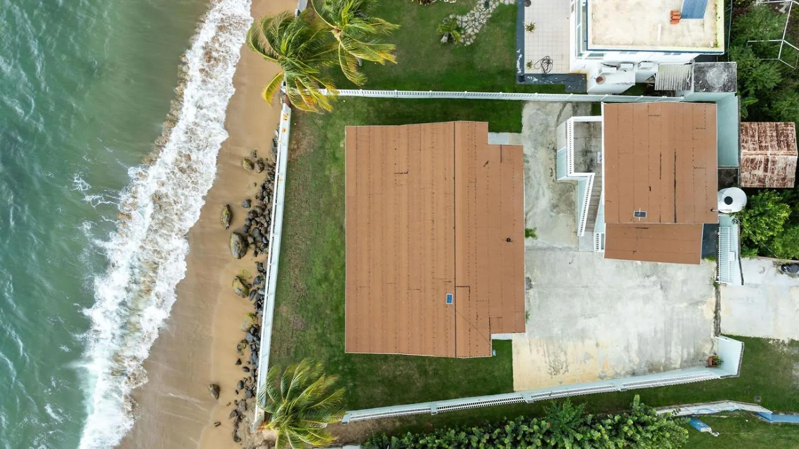 Danielas Beachfront Studio Rincon Apartment